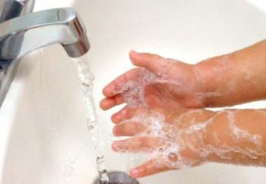 子どものための正しい手洗い習慣！手洗い歌で楽しく感染症対策♪